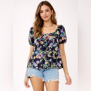 LOVESTITCH Navy puff sleeve floral Women's Top- size Large